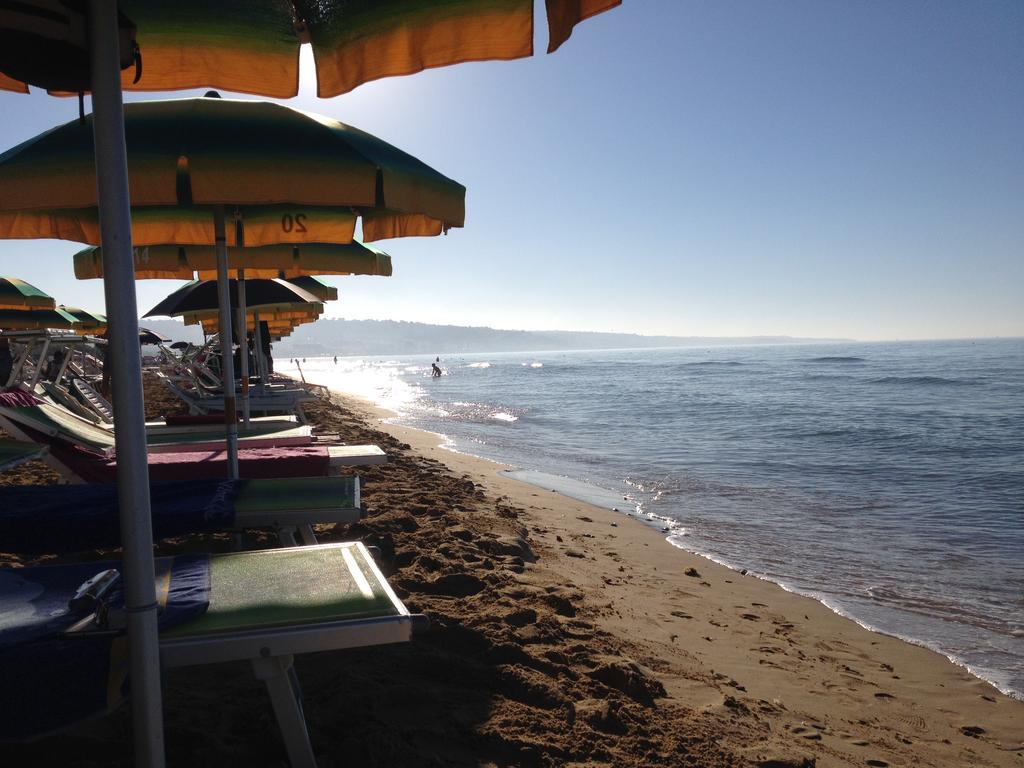 Contrada Borgin Bed & Breakfast Marina Di Pescoluse Exterior photo