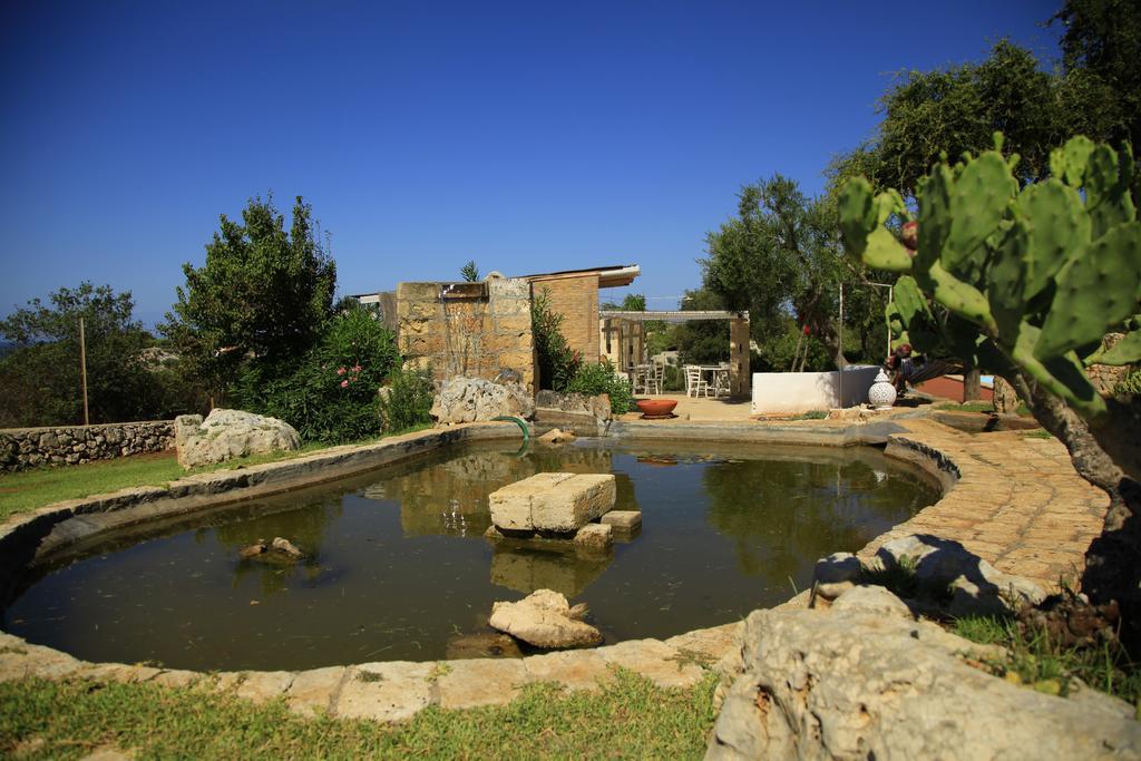 Contrada Borgin Bed & Breakfast Marina Di Pescoluse Exterior photo